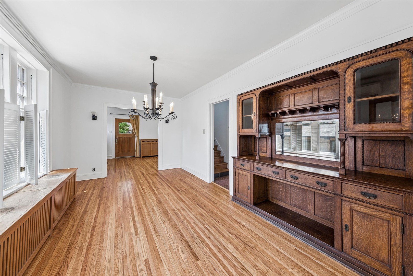 10637 S Oakley Avenue Property Photo 8