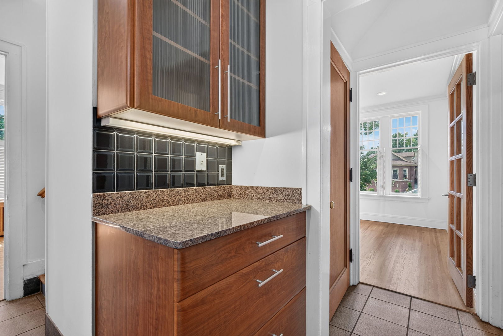 10637 S Oakley Avenue Property Photo 10