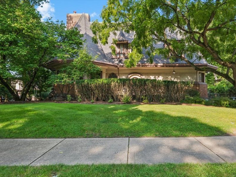 530 Edgewood Place Property Photo 1