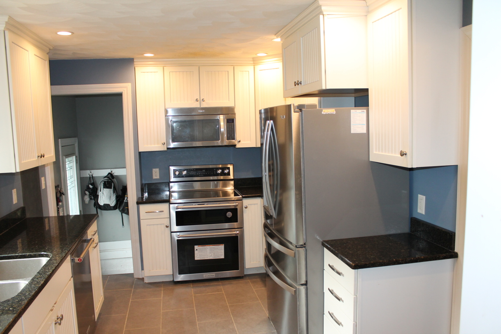 235 S Stewart Street Property Photo 18