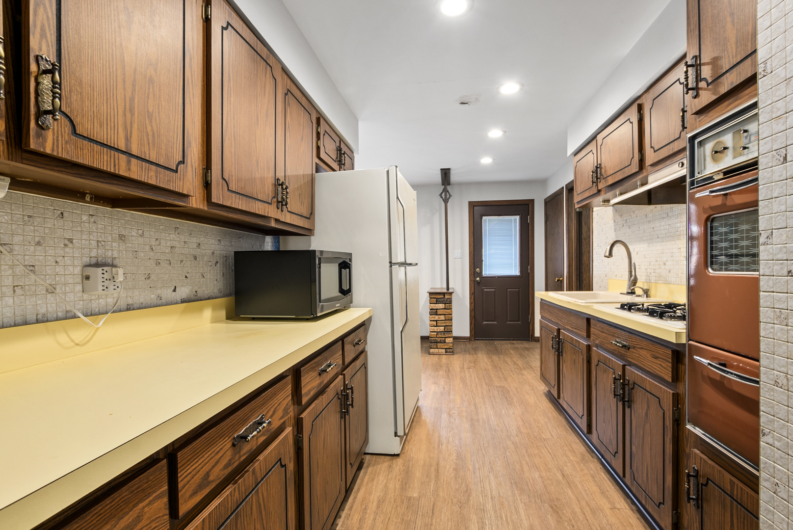 15310 Drexel Avenue Property Photo 7