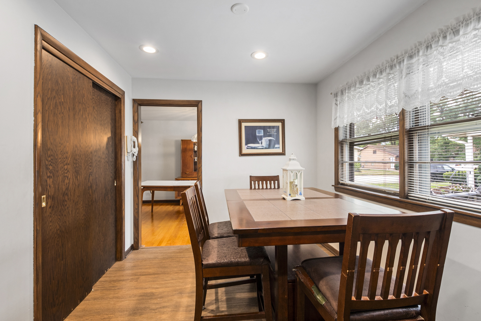15310 Drexel Avenue Property Photo 11
