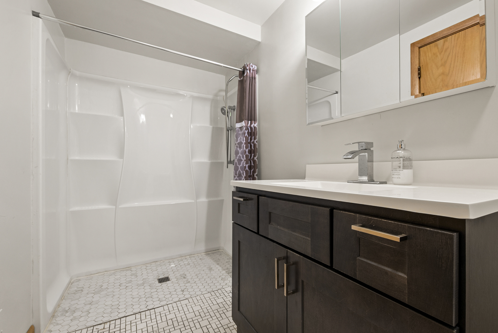 15310 Drexel Avenue Property Photo 15