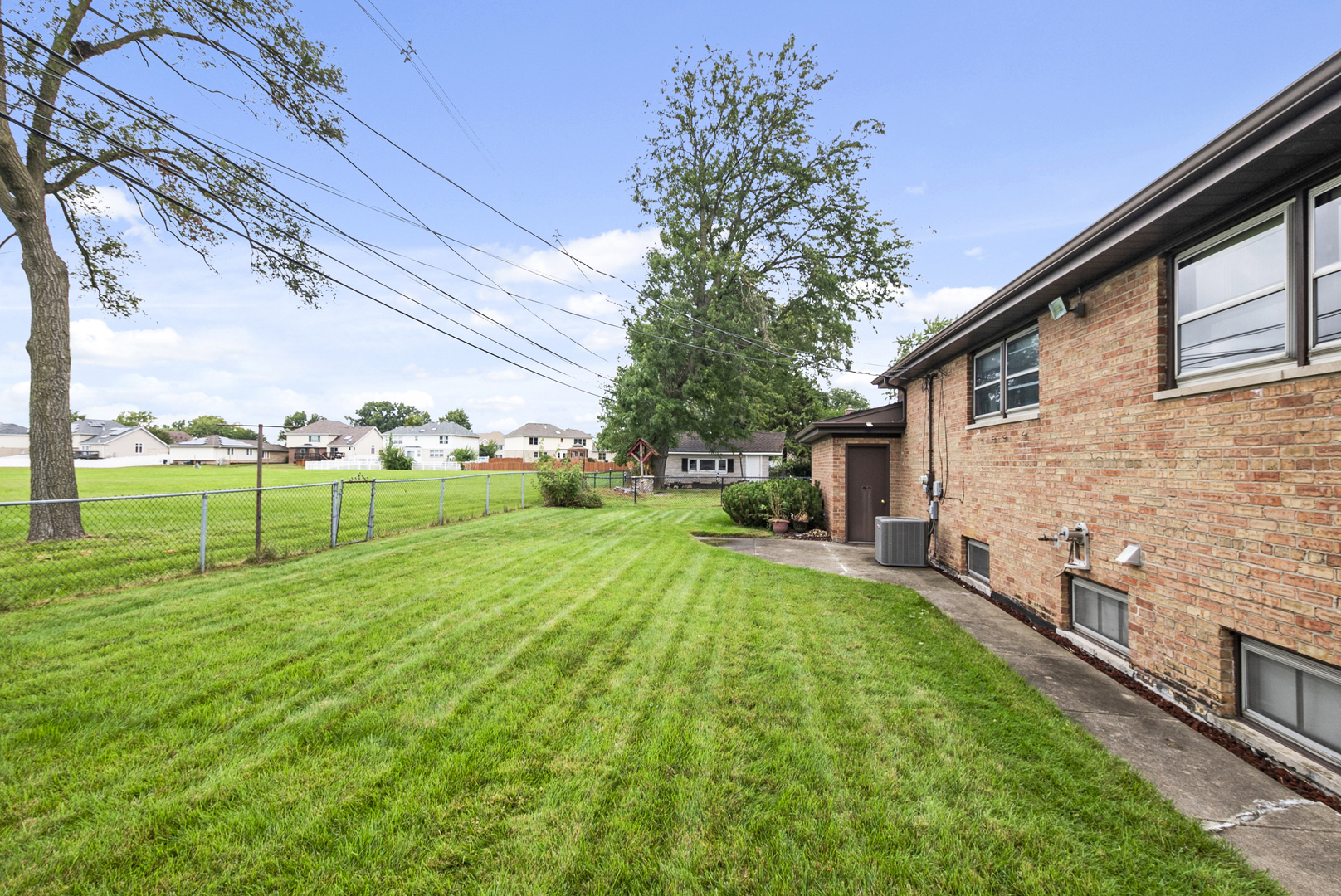 15310 Drexel Avenue Property Photo 23
