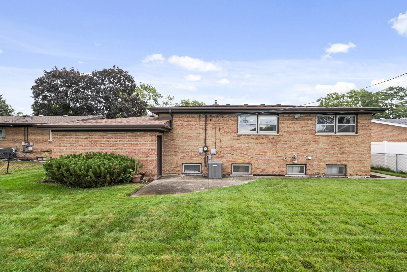 15310 Drexel Avenue Property Photo 26