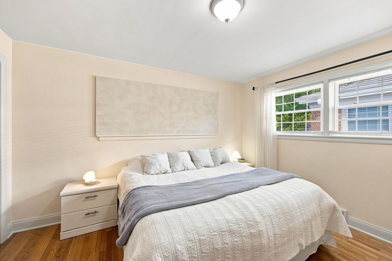 8626 Saint Louis Avenue Property Photo 14