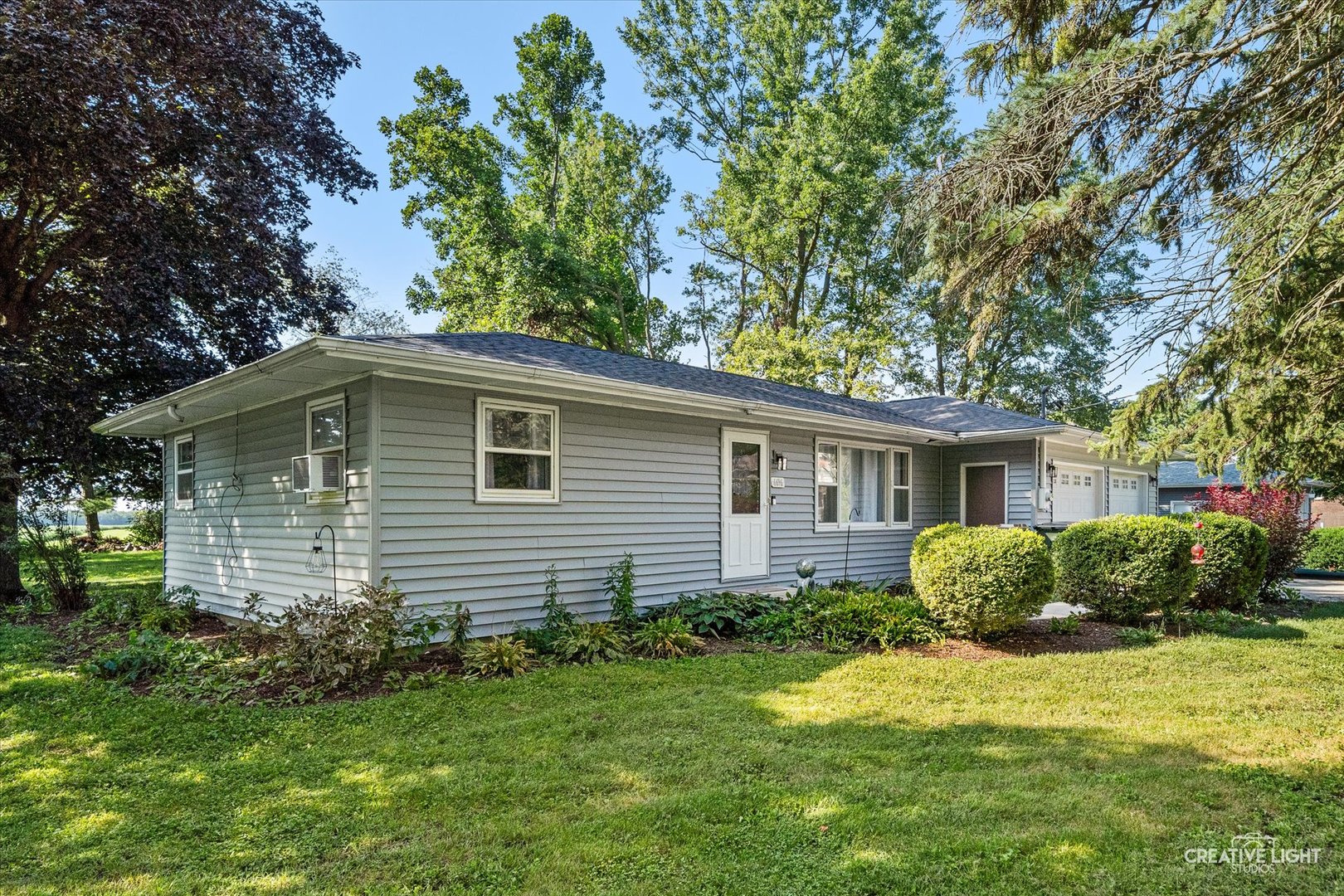 6696 Chicago Road Property Photo 1