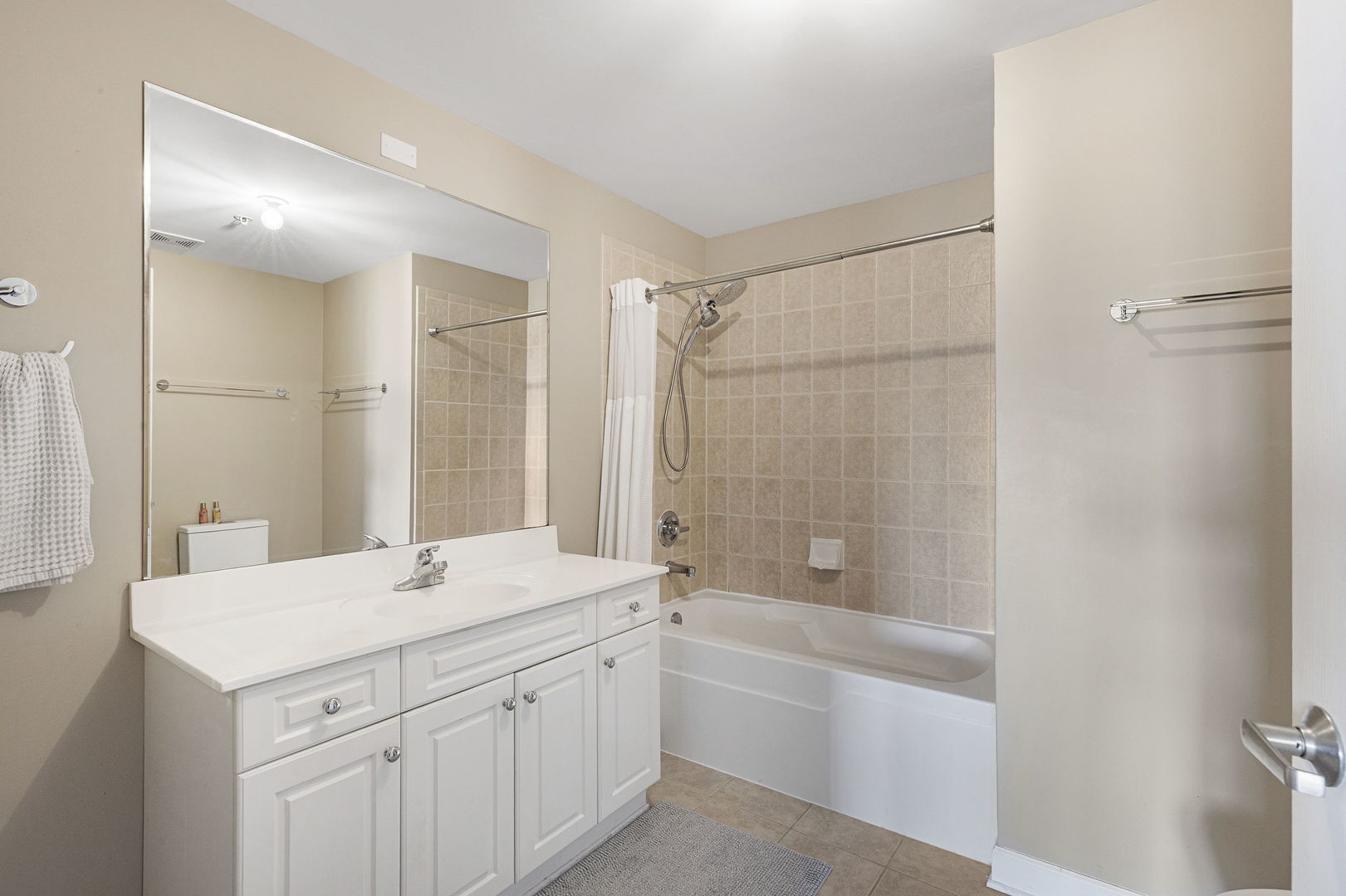 8300 Callie Avenue 601 Property Photo 14