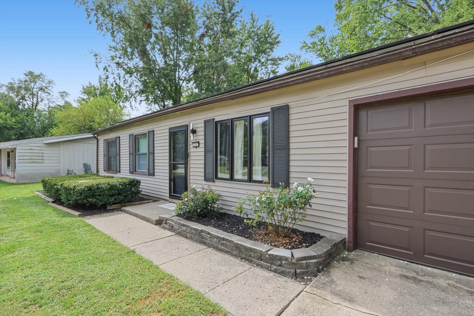 1307 Briarwood Drive Property Photo 4