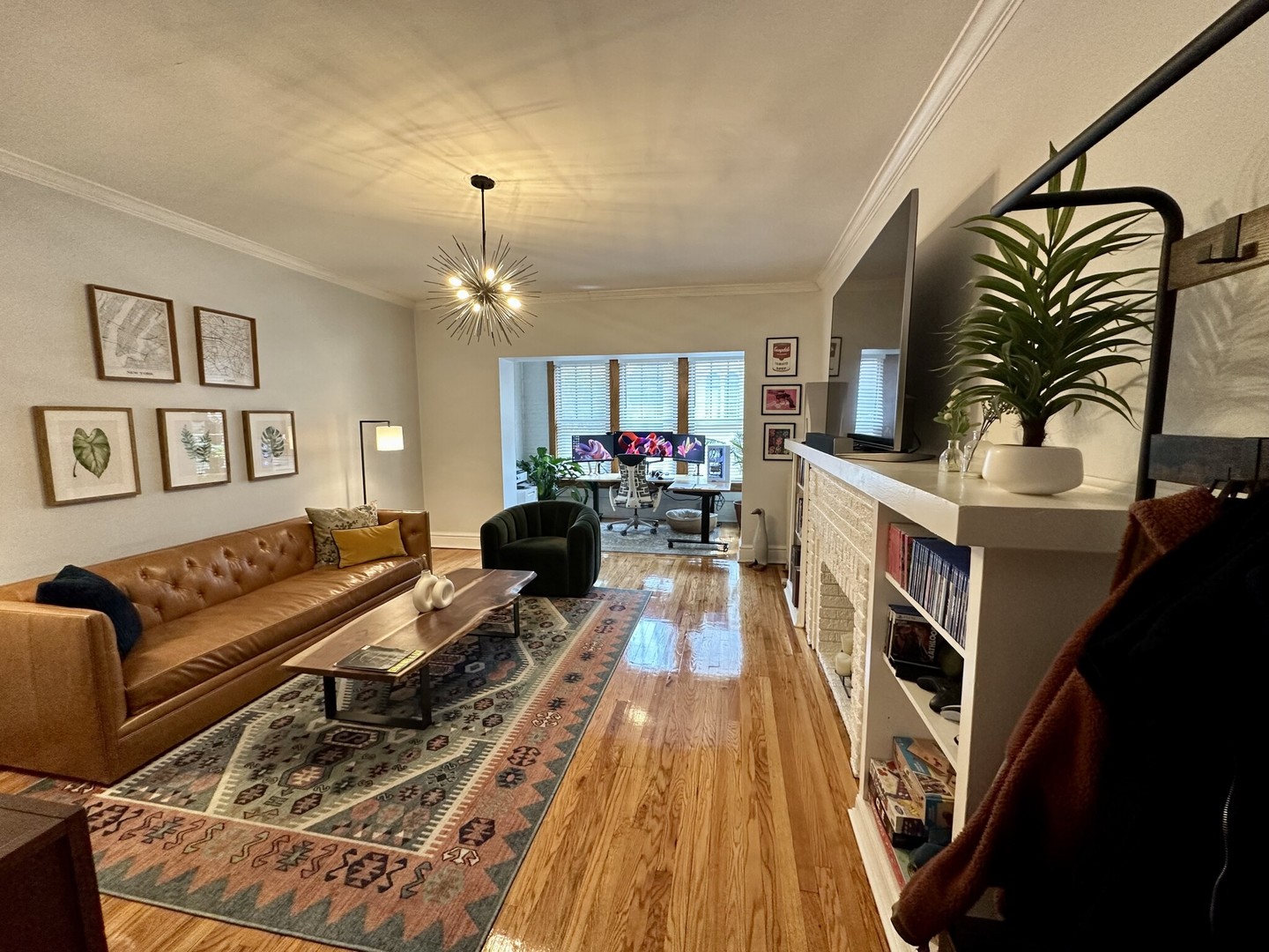 5608 N Kenmore Avenue 3 Property Photo 2