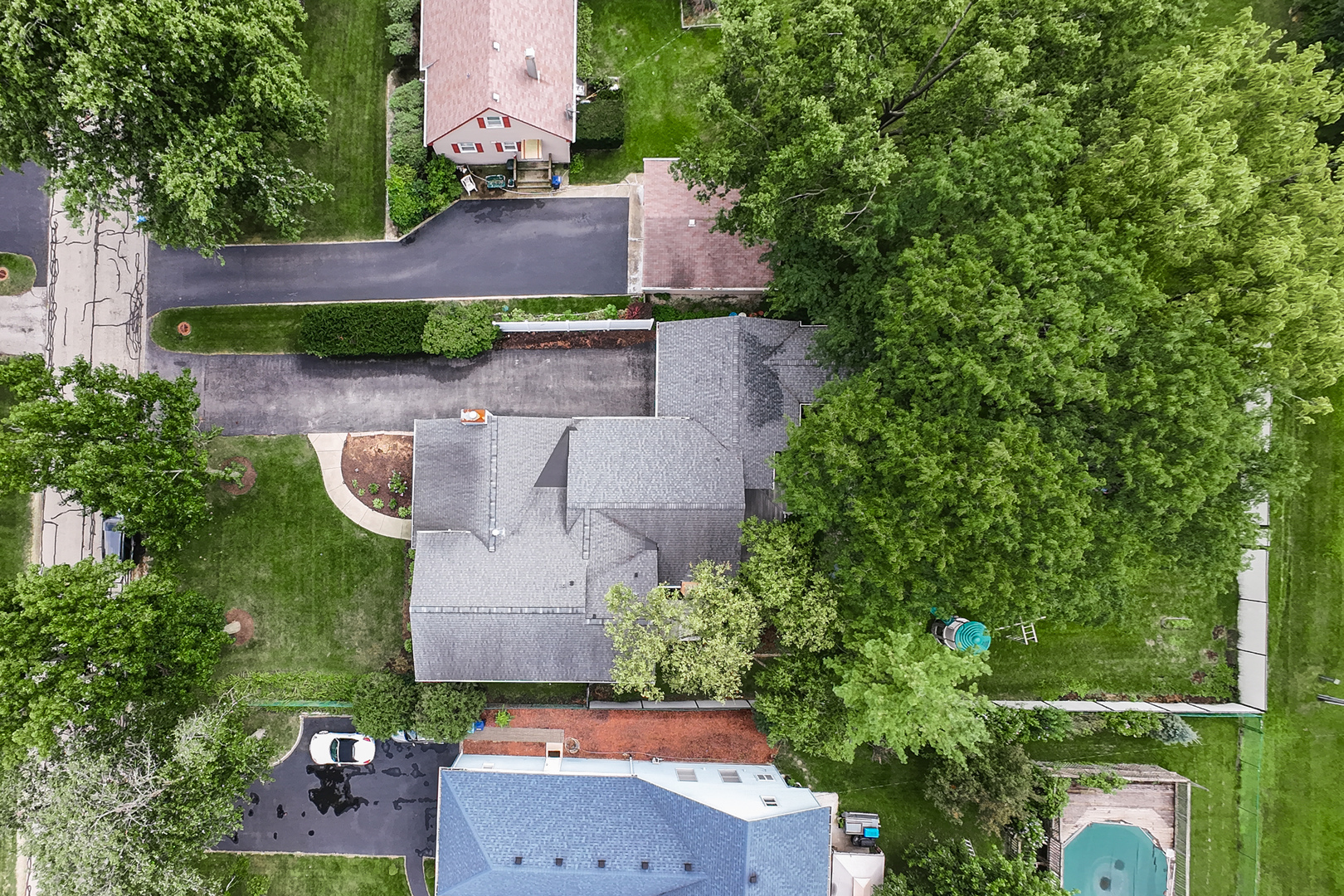 6914 Brookbank Road Property Photo 2