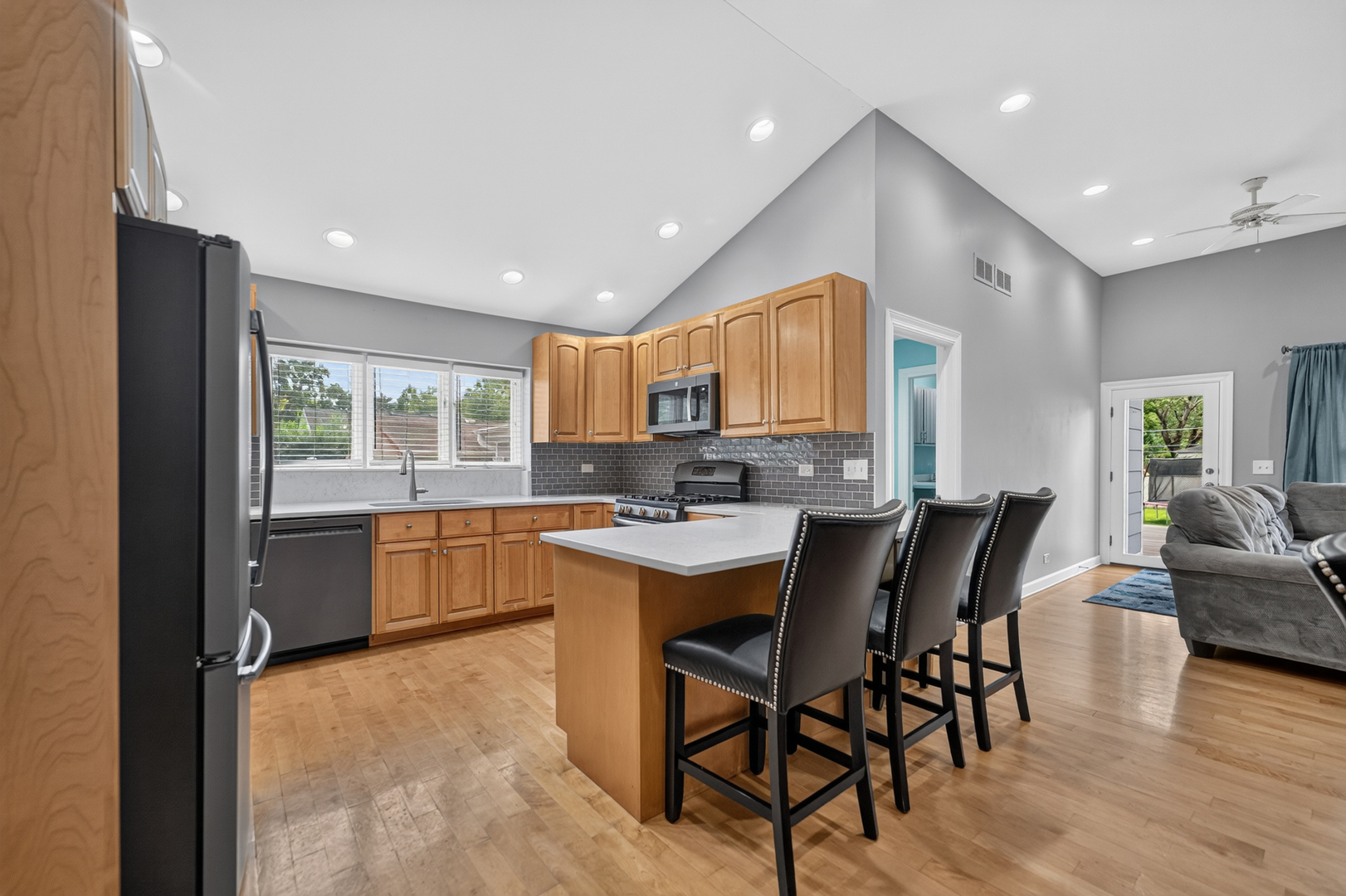 6914 Brookbank Road Property Photo 14