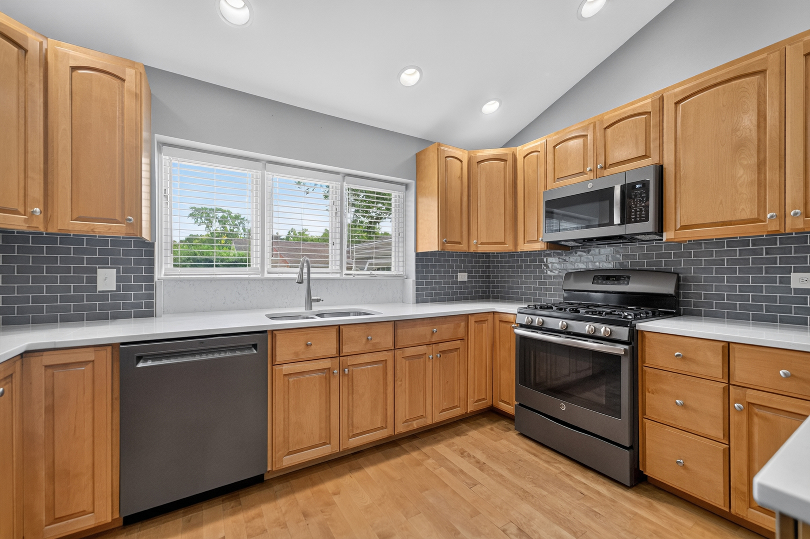 6914 Brookbank Road Property Photo 16