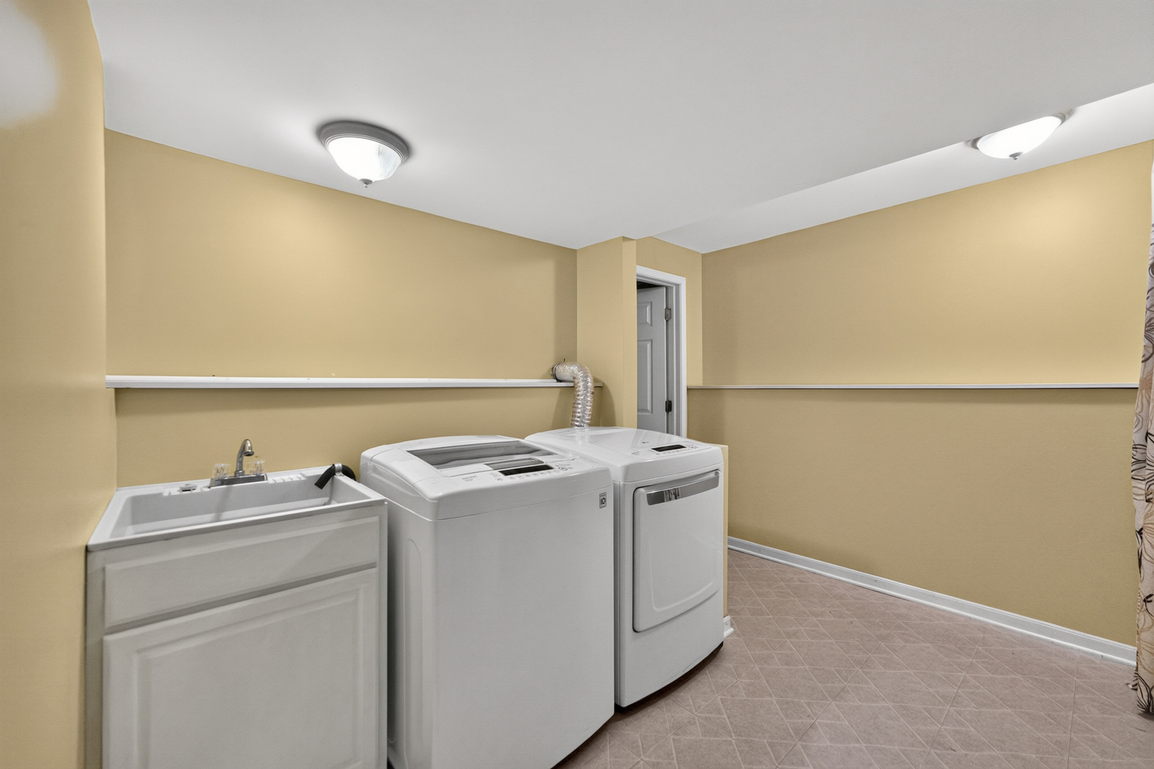 6914 Brookbank Road Property Photo 38