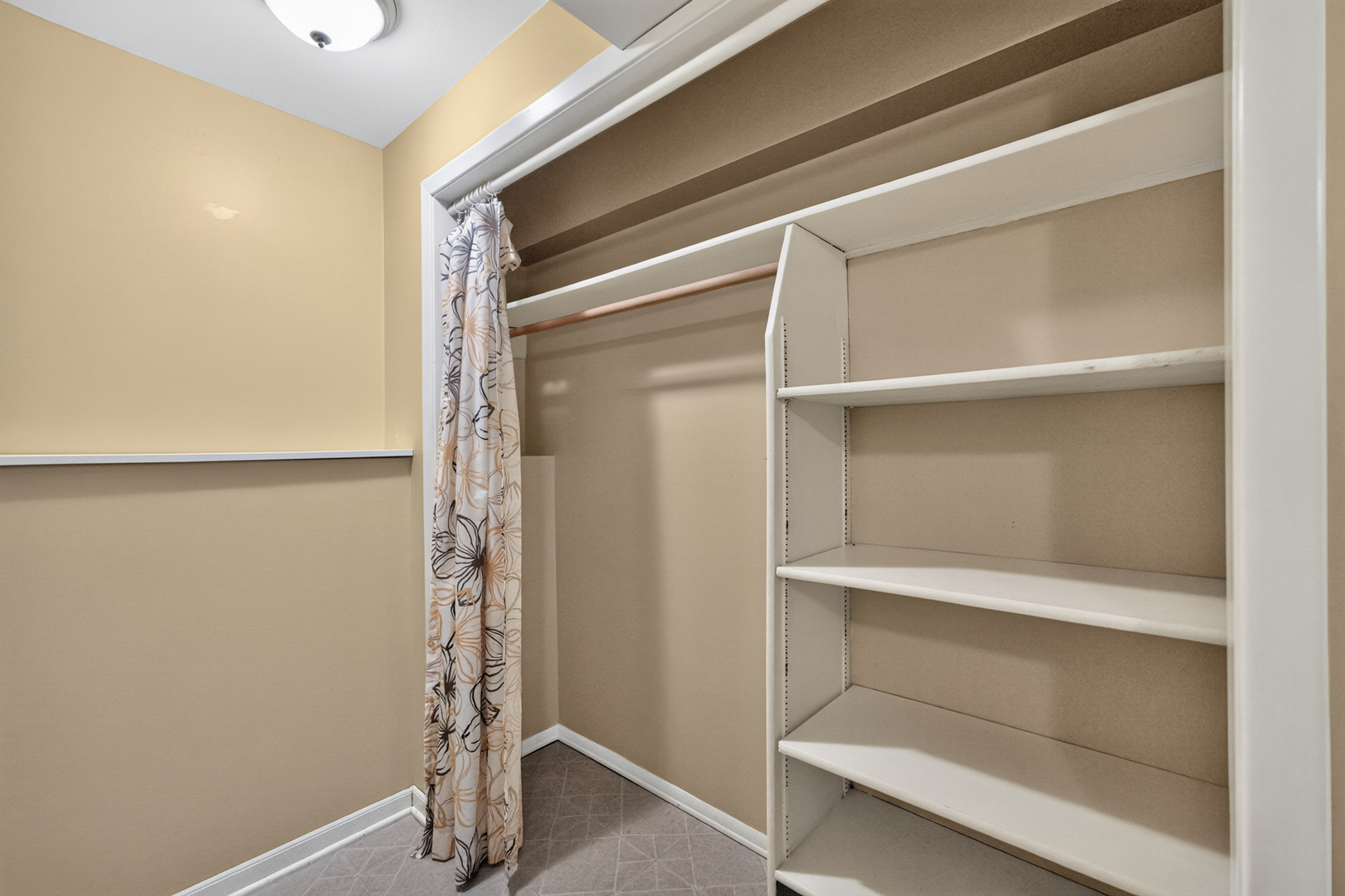 6914 Brookbank Road Property Photo 39