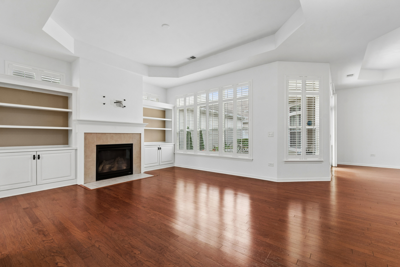 613 Handel Lane Property Photo 2