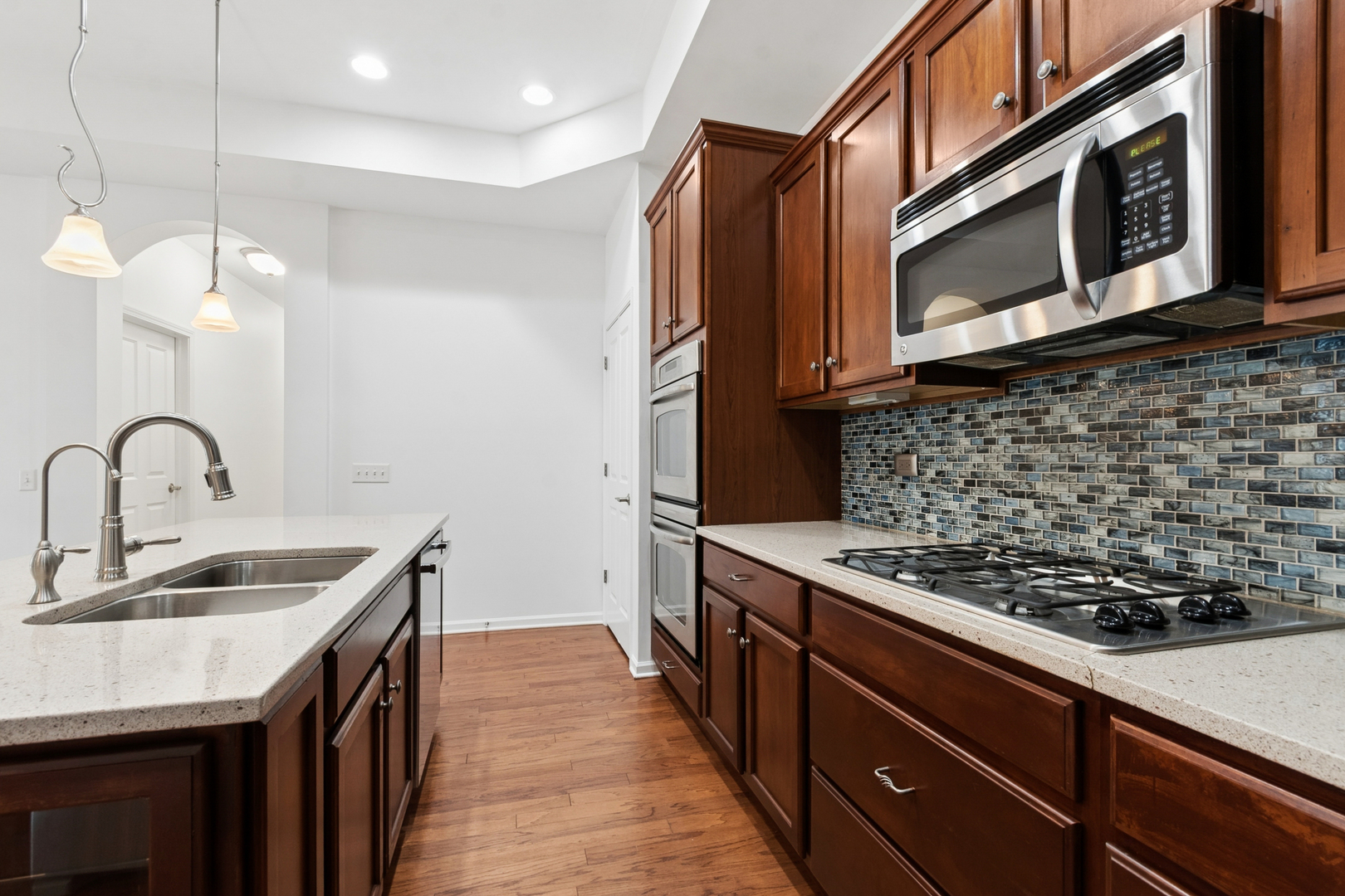 613 Handel Lane Property Photo 13