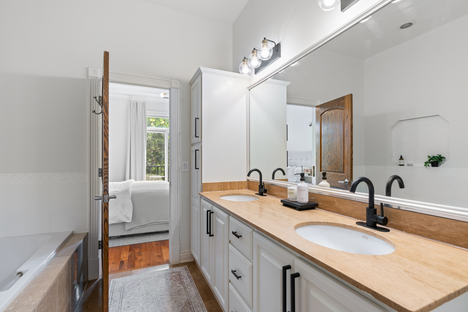 2507 N Halsted Street 4 Property Photo 22