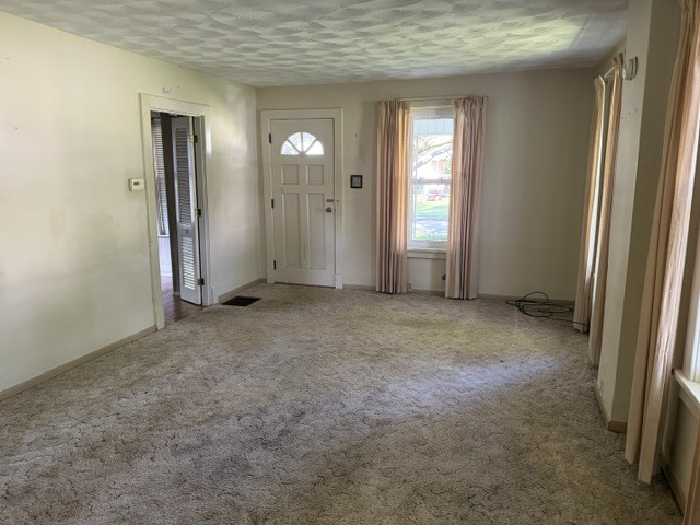 601 9th Avenue Property Photo 6
