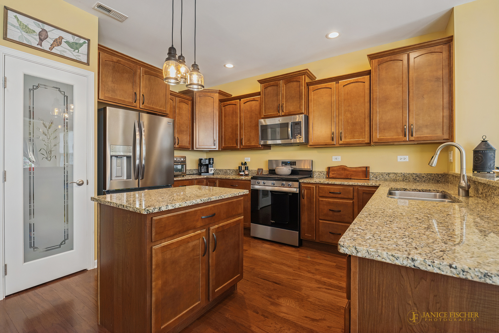 545 N Falls Circle Property Photo 8