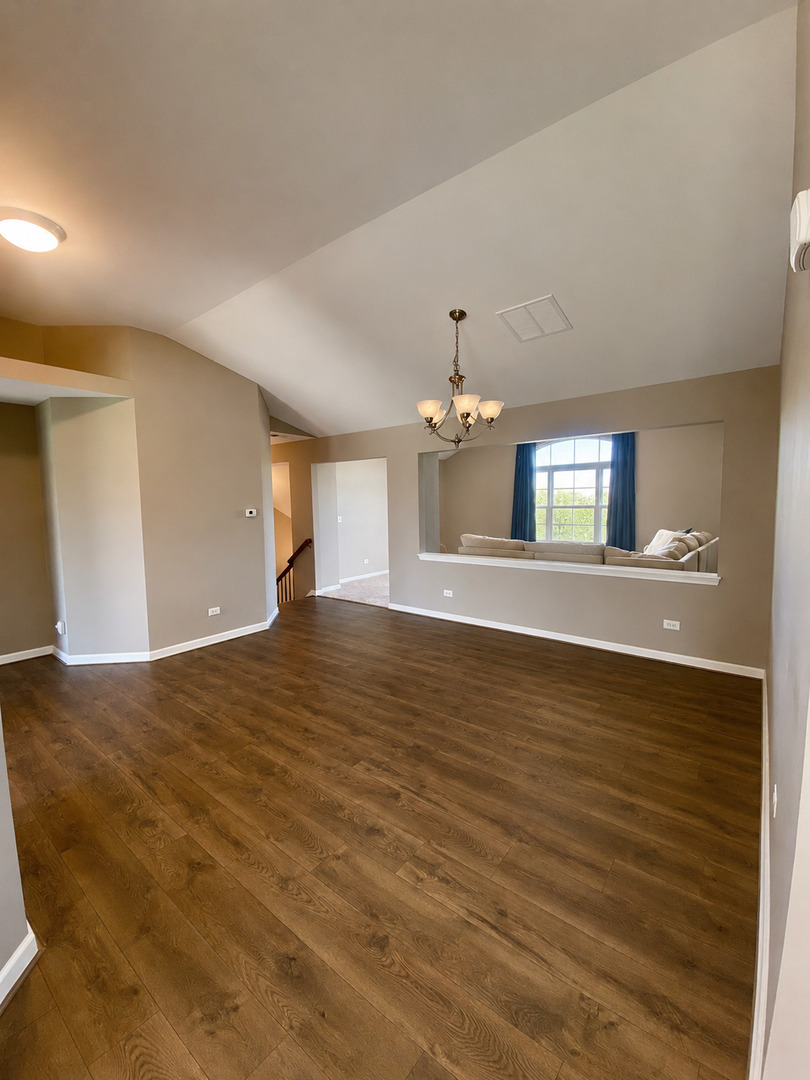 1404 Draper Road 242 Property Photo 4