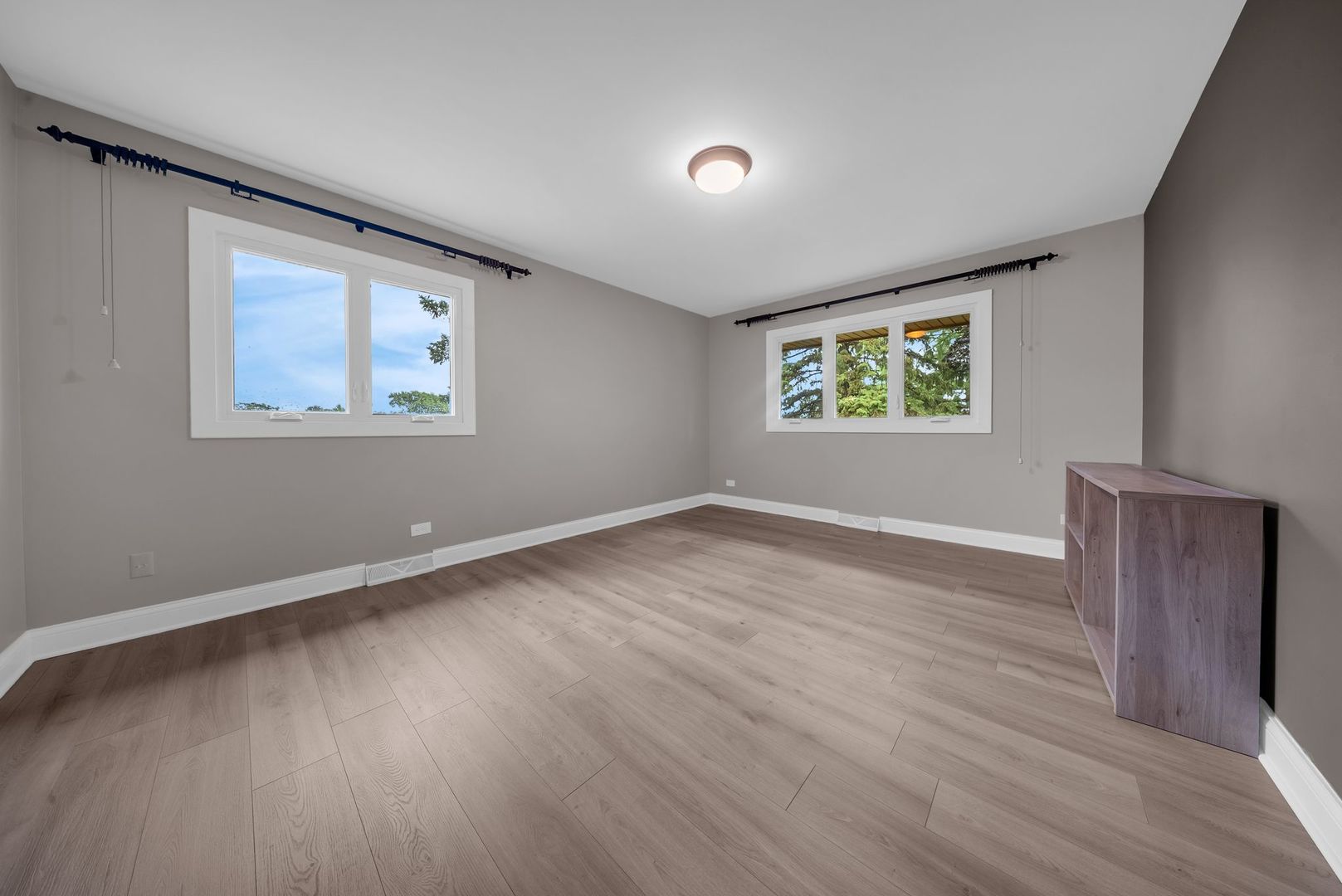 8430 Carriage Green Drive Property Photo 17