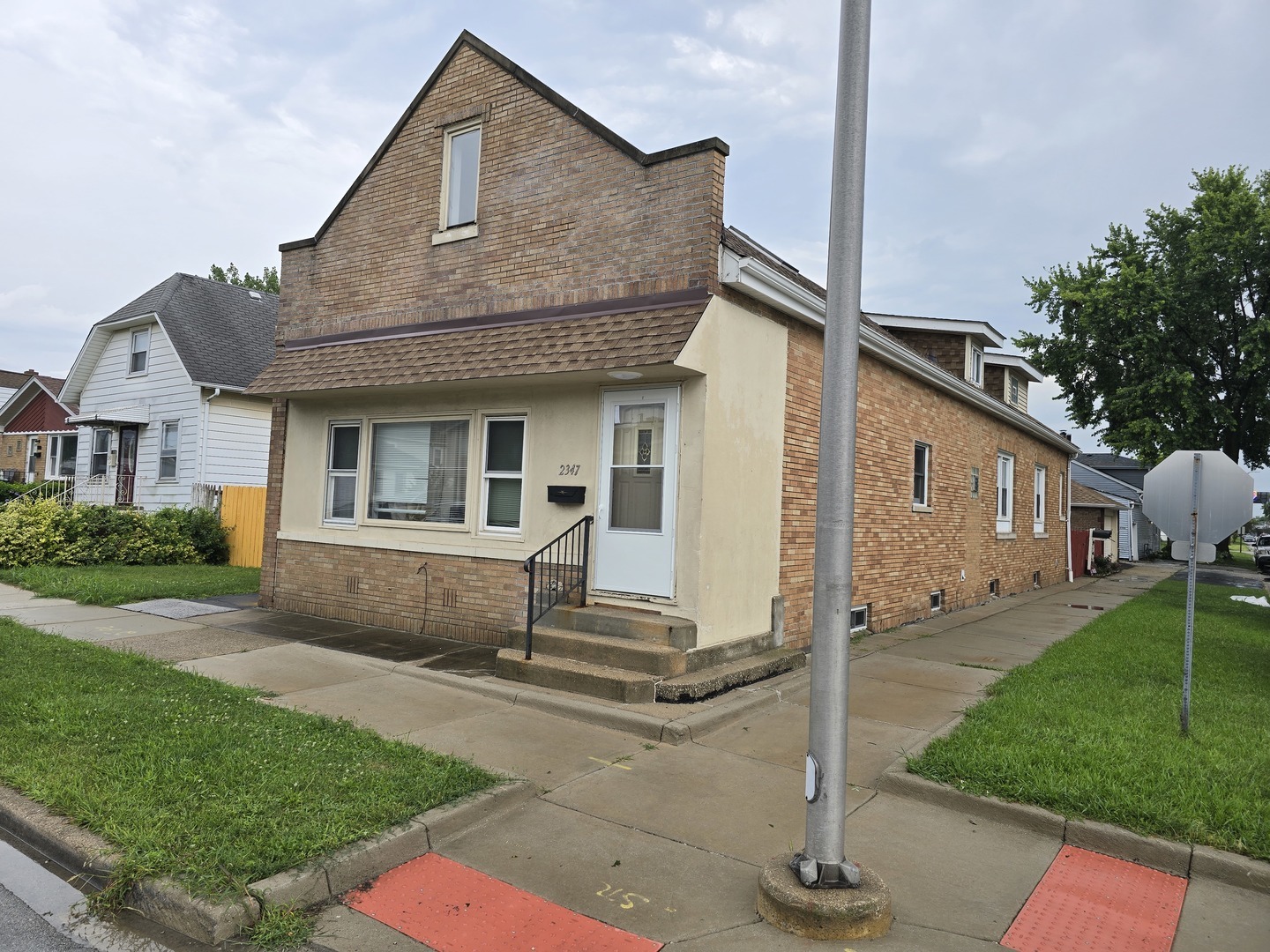 2345 W 144th Street Property Photo 2