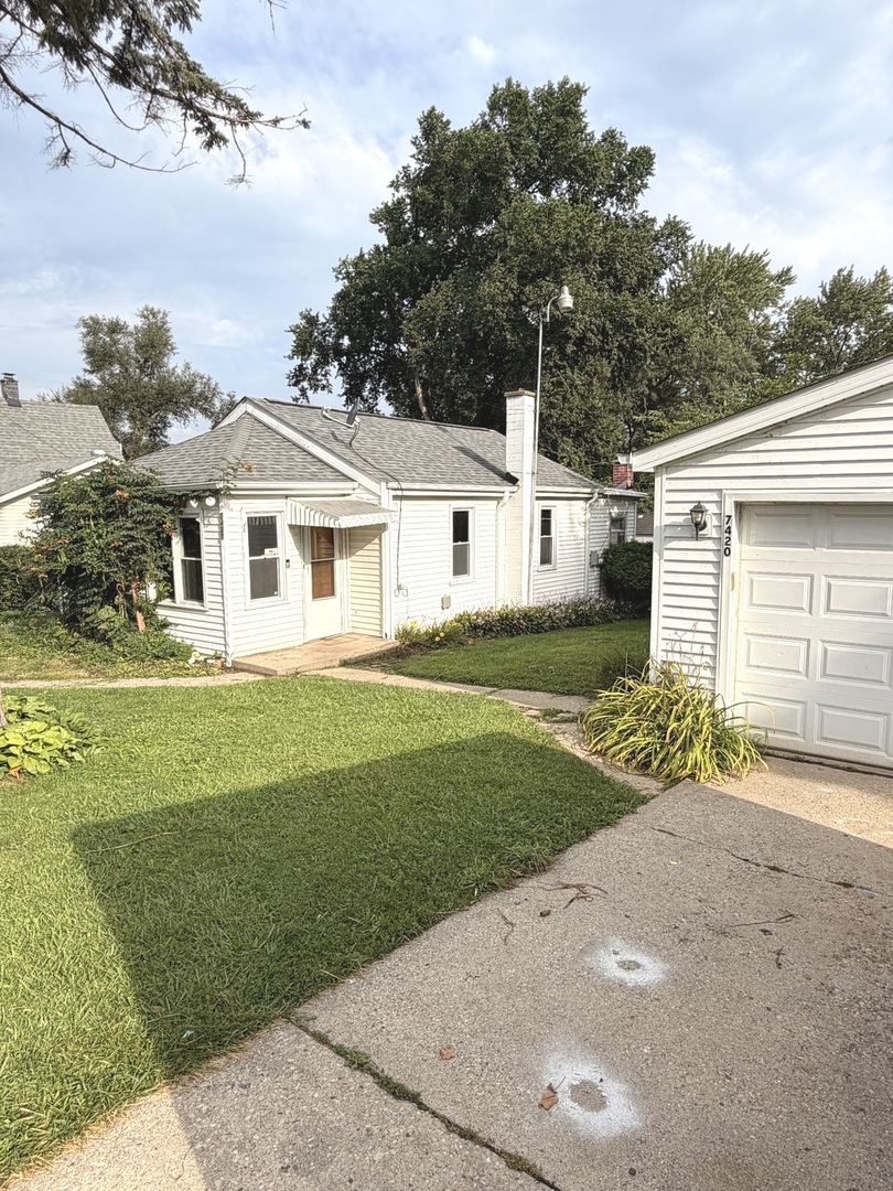 7420 Maple Drive Property Photo 2