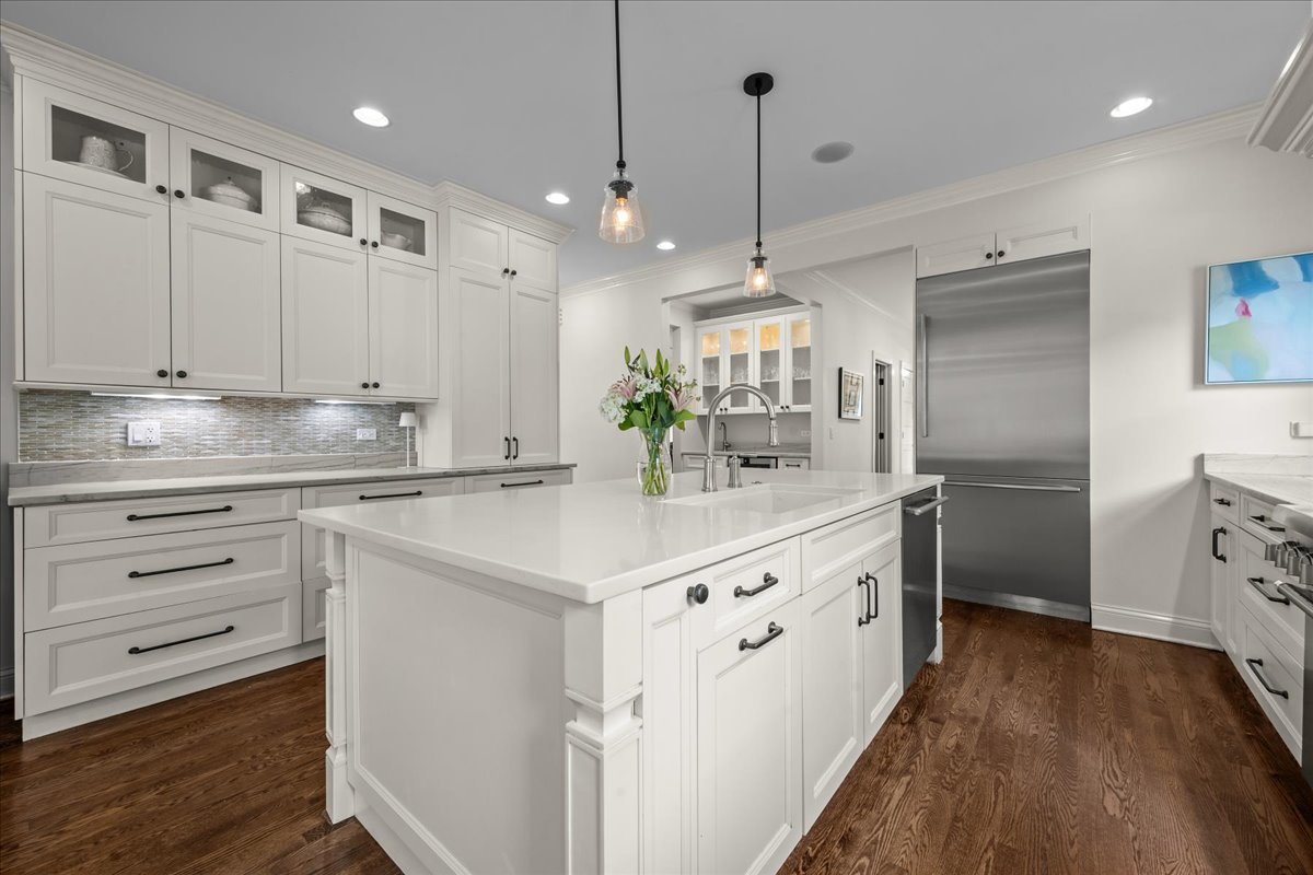 431 Sheridan Road Property Photo 17