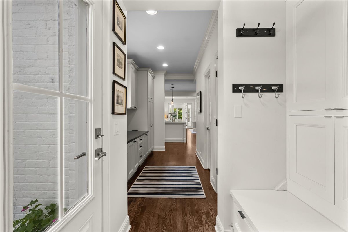 431 Sheridan Road Property Photo 27