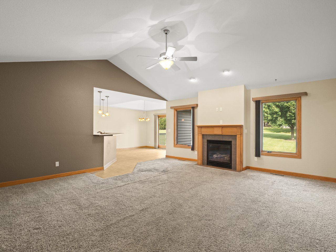 713 Birch Street Property Photo 7