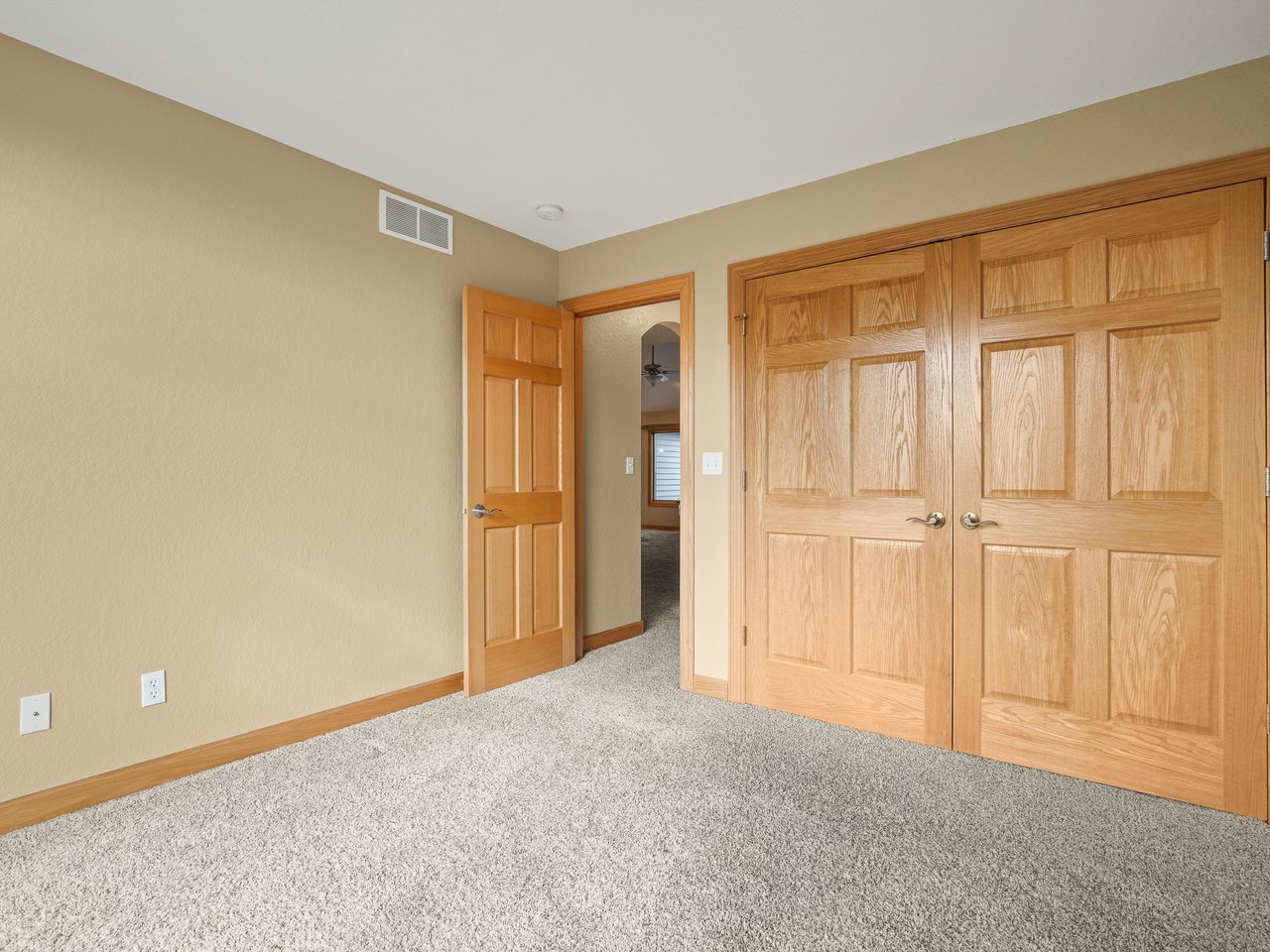 713 Birch Street Property Photo 26