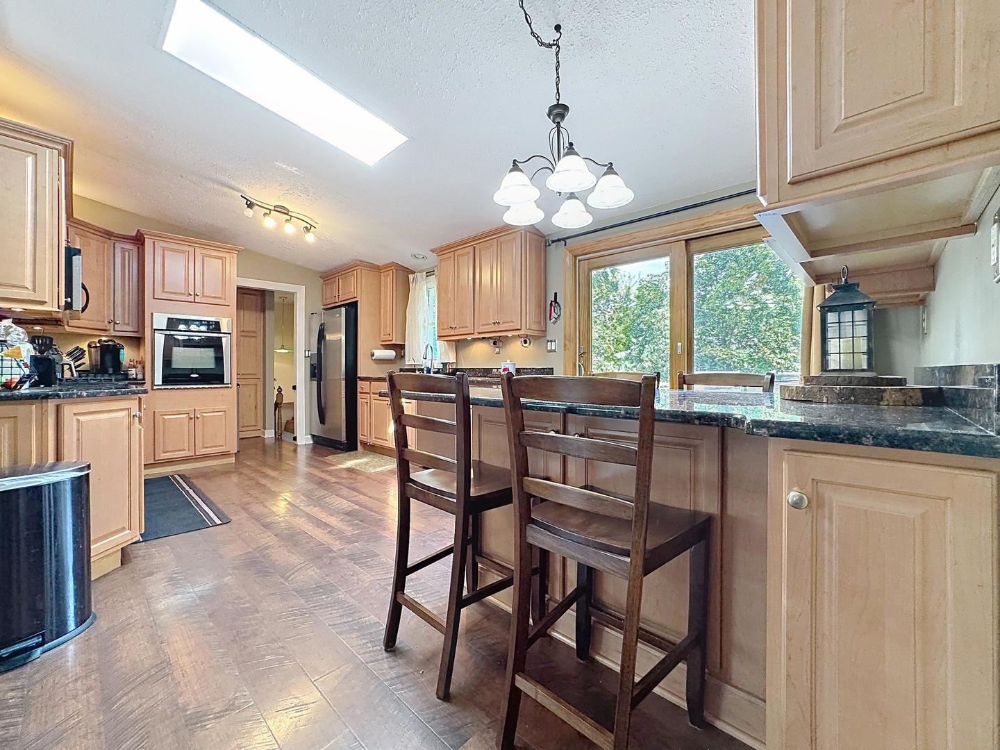 1810 Louise Street Property Photo 6