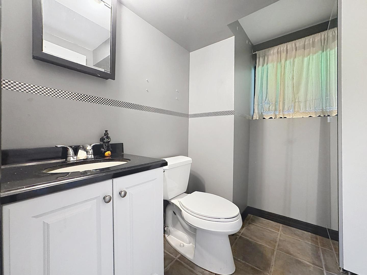1810 Louise Street Property Photo 24
