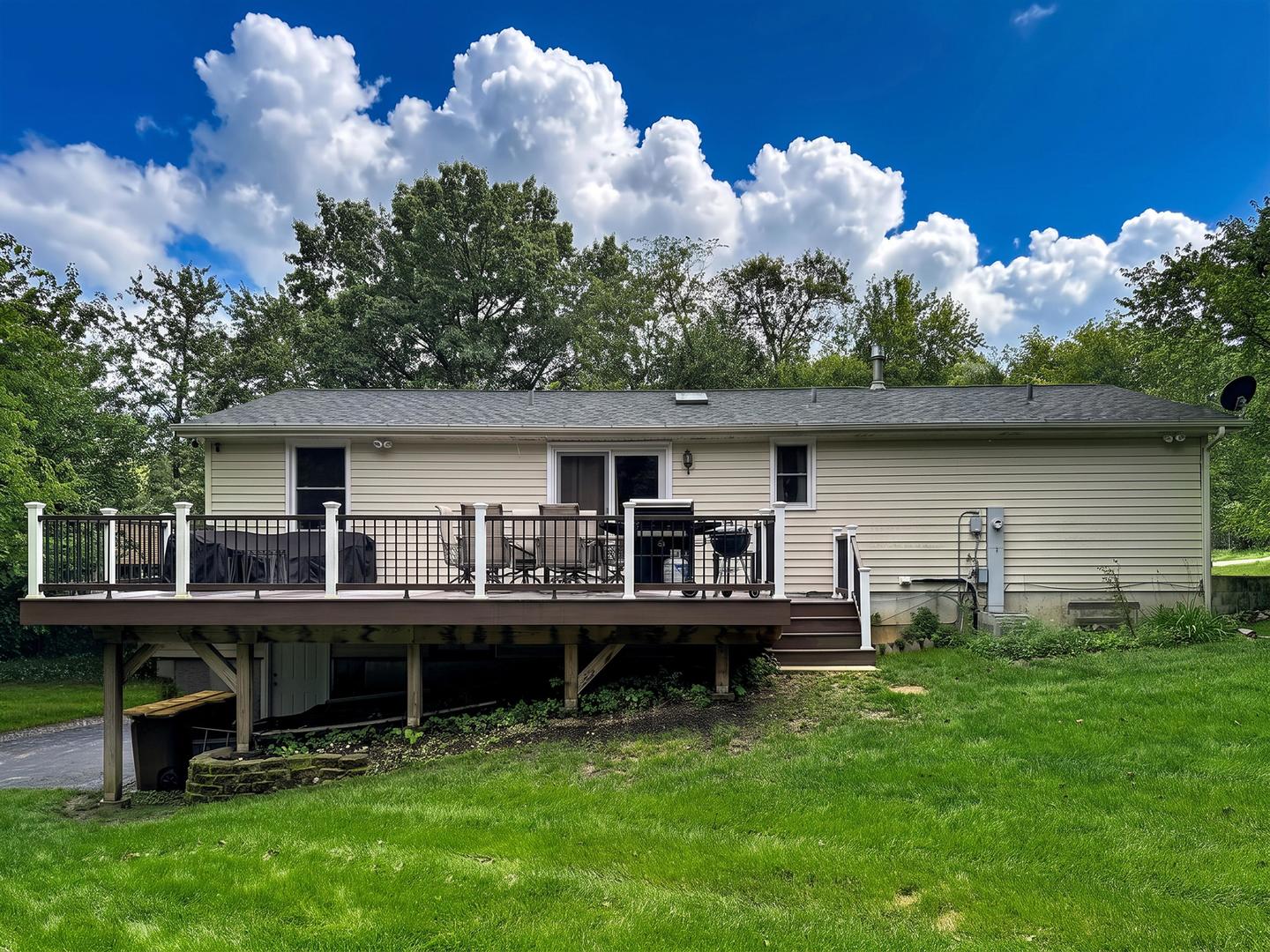 1810 Louise Street Property Photo 28