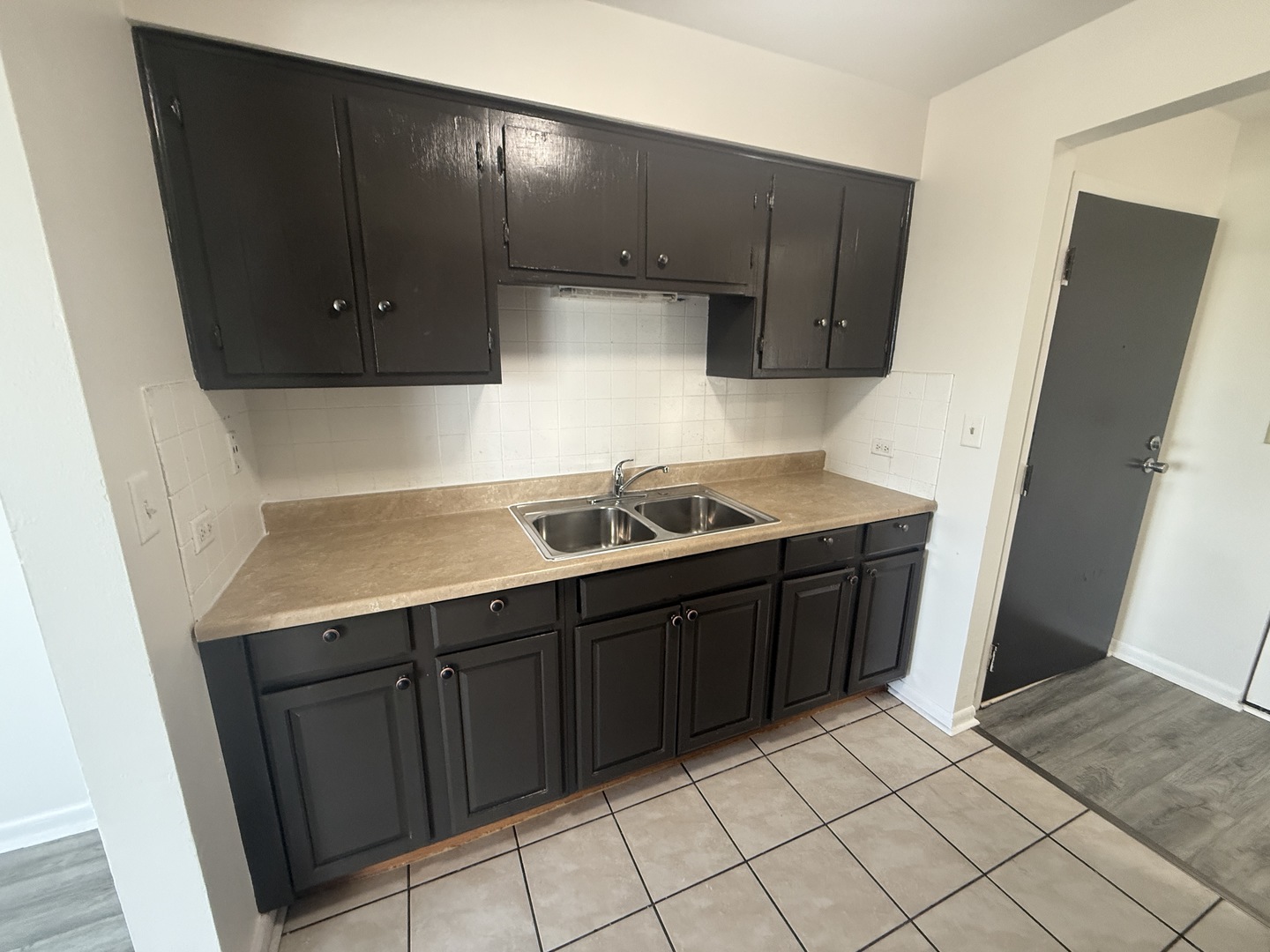 2310 N Harlem Avenue 503 Property Photo 8