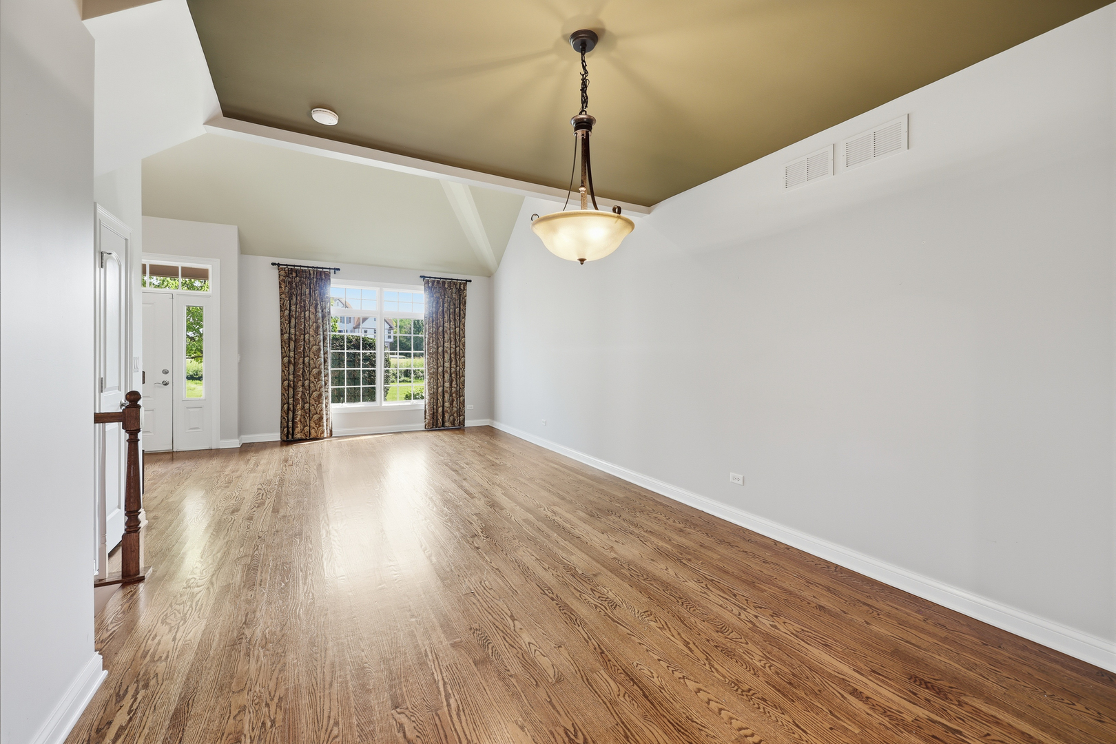 240 Regency Court C Property Photo 8