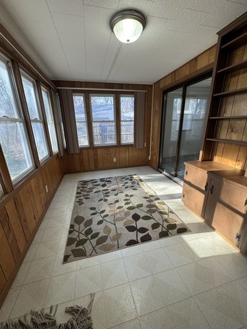 1103 37th St Court Property Photo 9