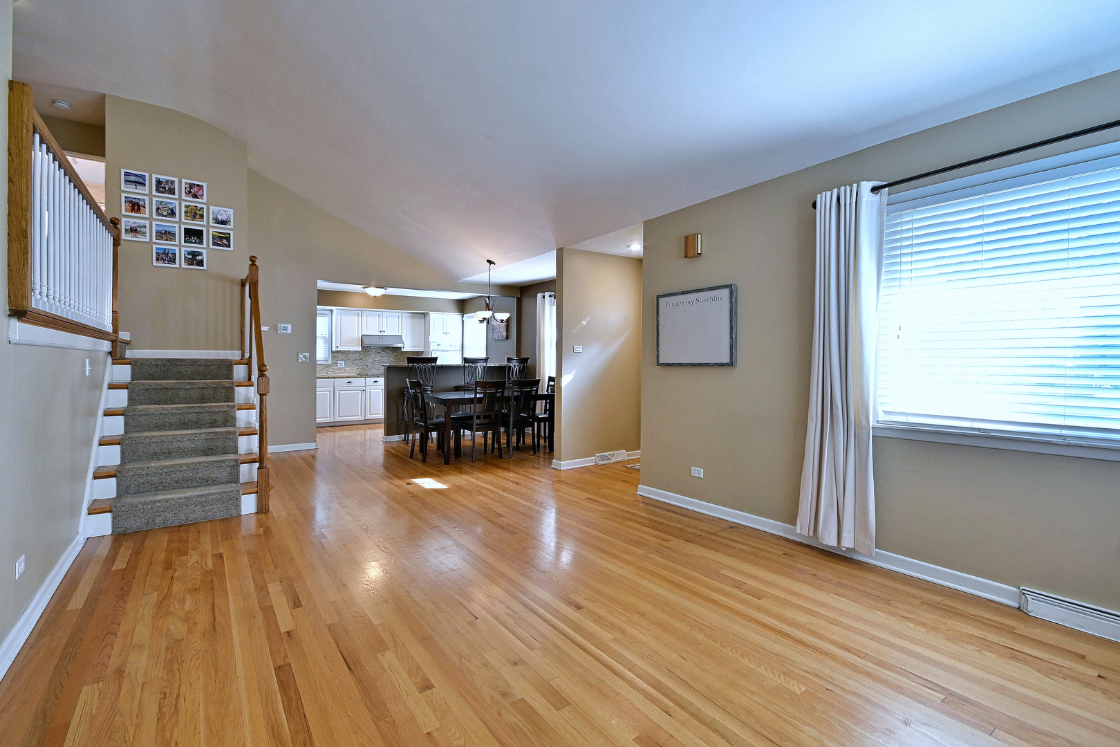 482 E Park Avenue Property Photo 5