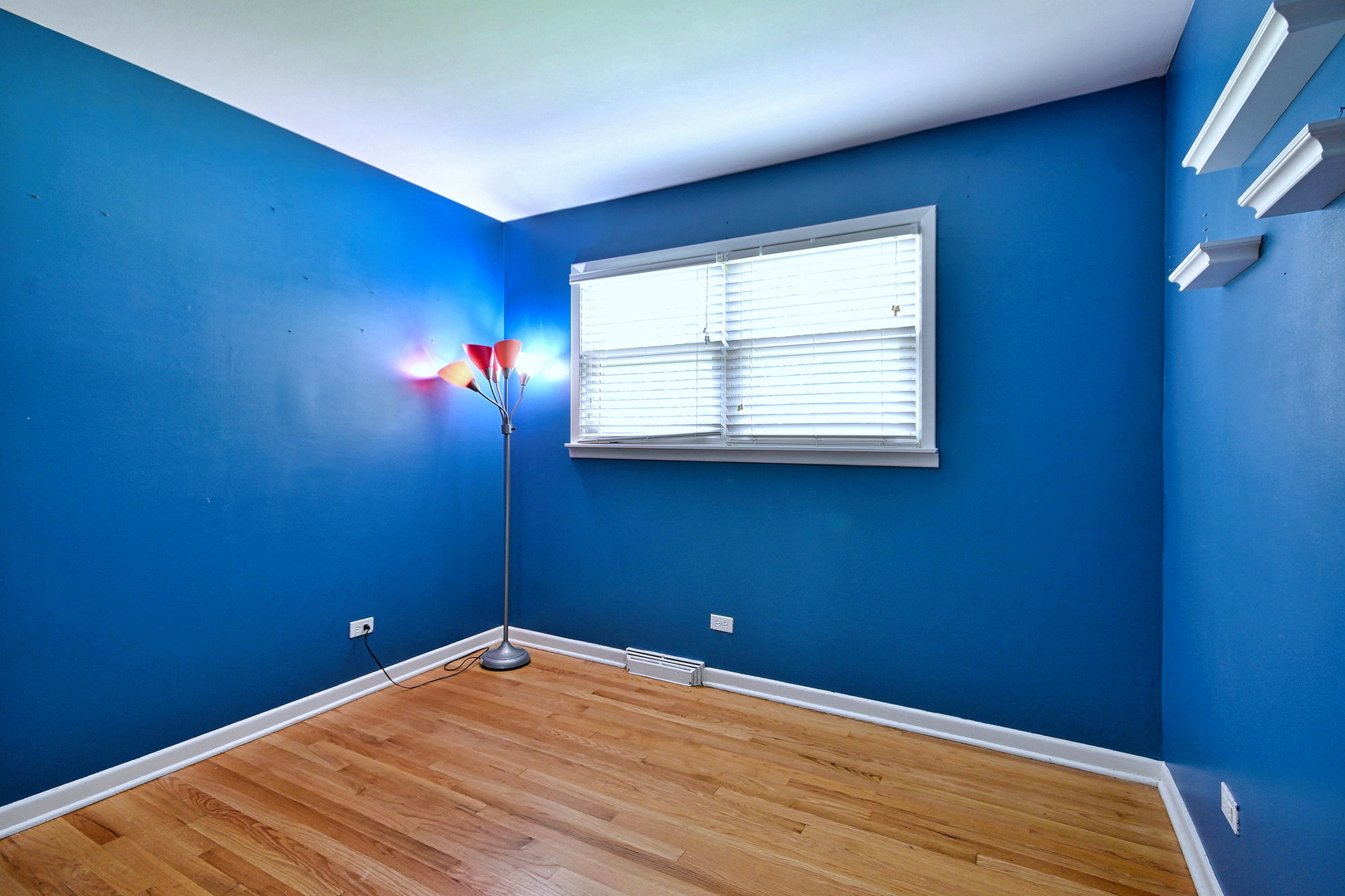 482 E Park Avenue Property Photo 20