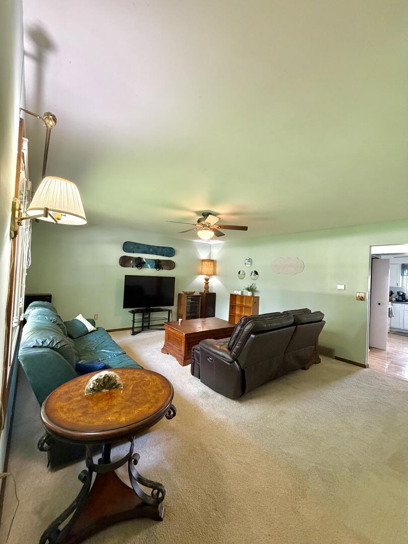 302 S 6th Street Property Photo 4