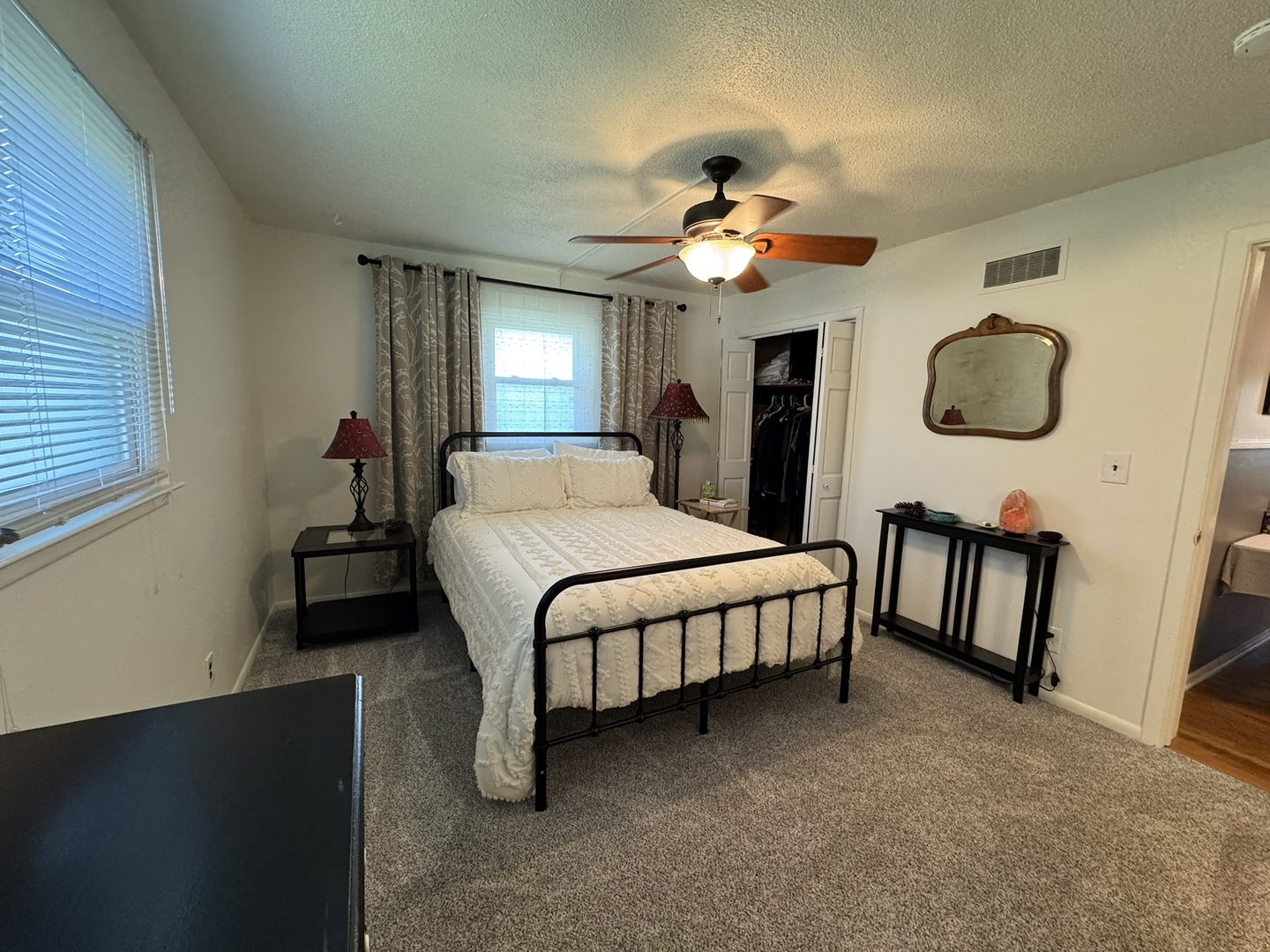 618 S Lott Boulevard Property Photo 11