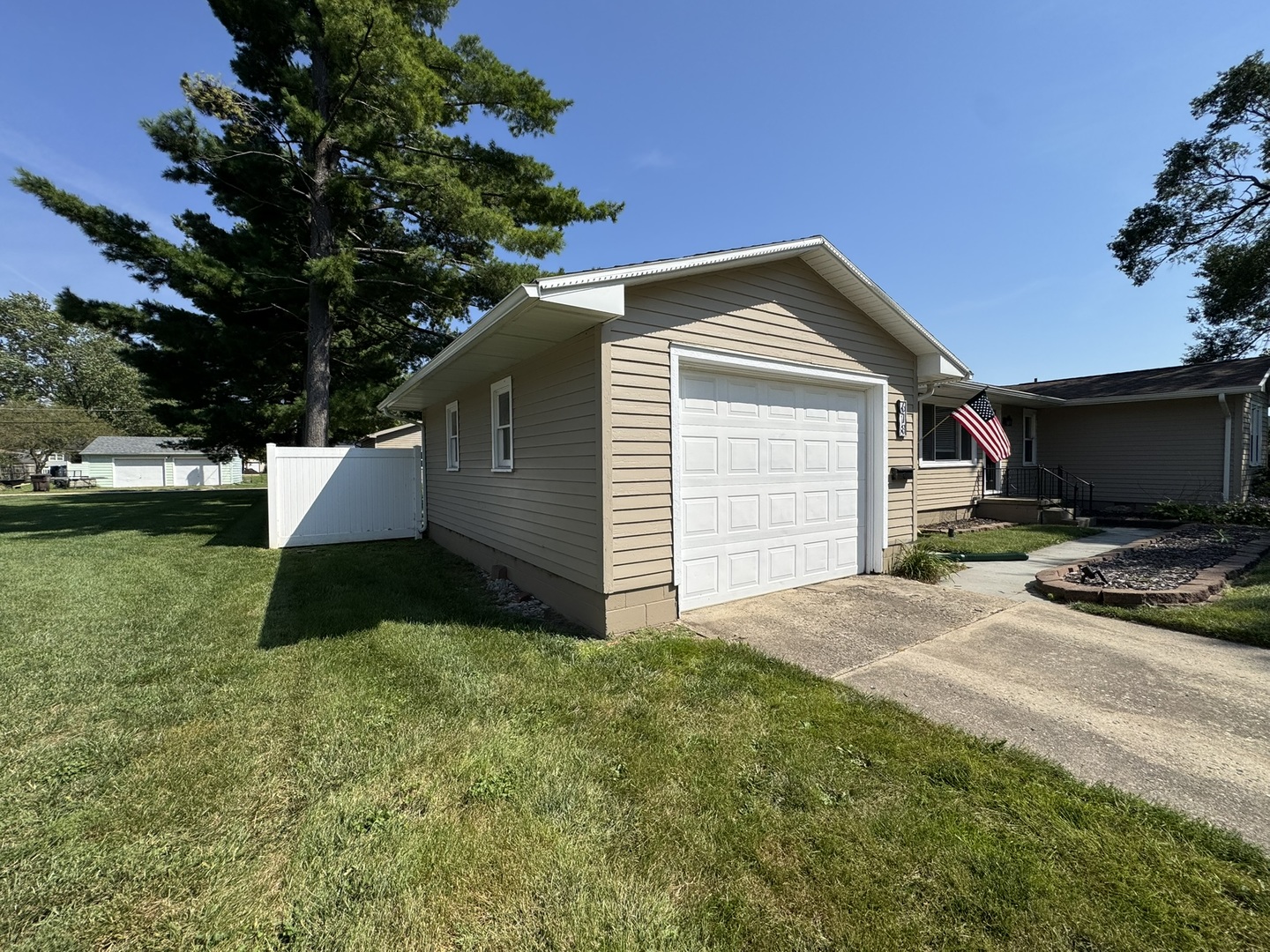 618 S Lott Boulevard Property Photo 40