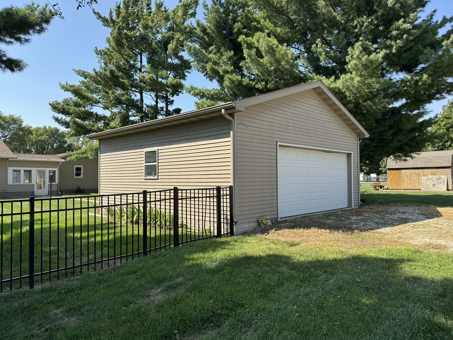 618 S Lott Boulevard Property Photo 46