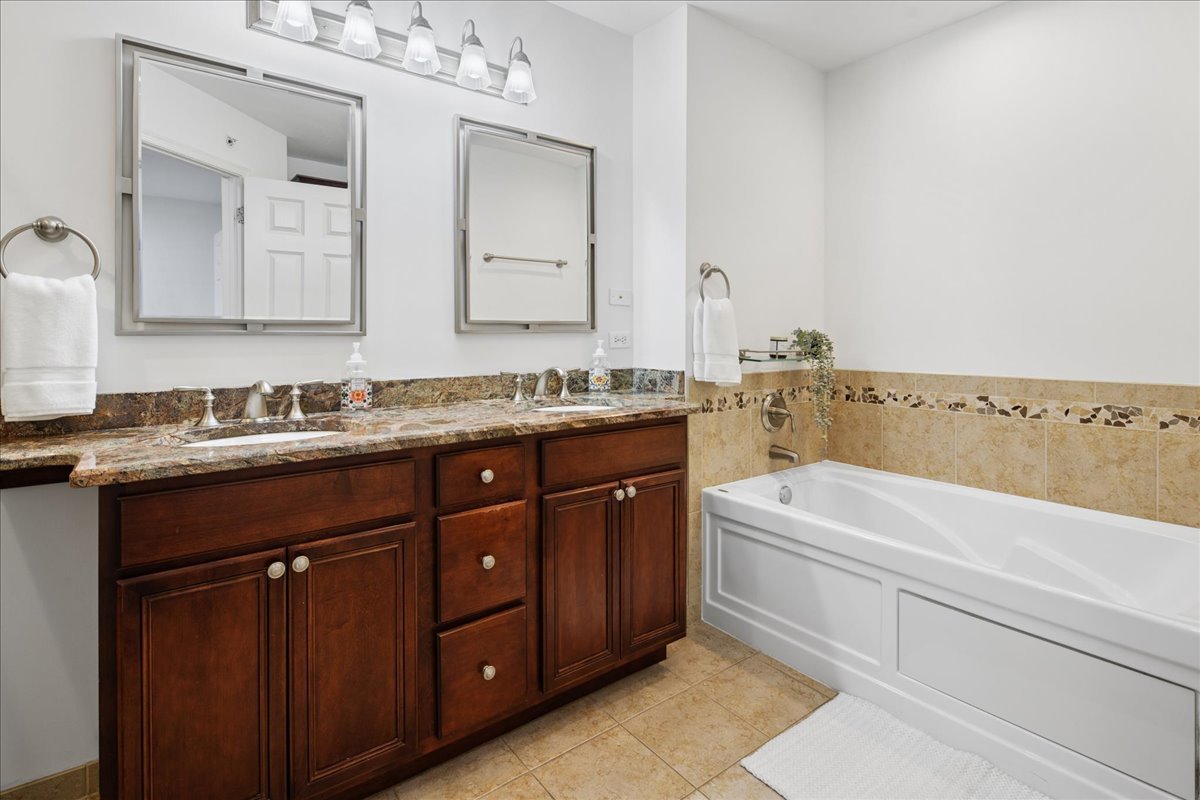 6347 Hennings Court Property Photo 14
