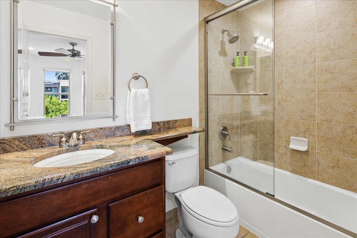 6347 Hennings Court Property Photo 18