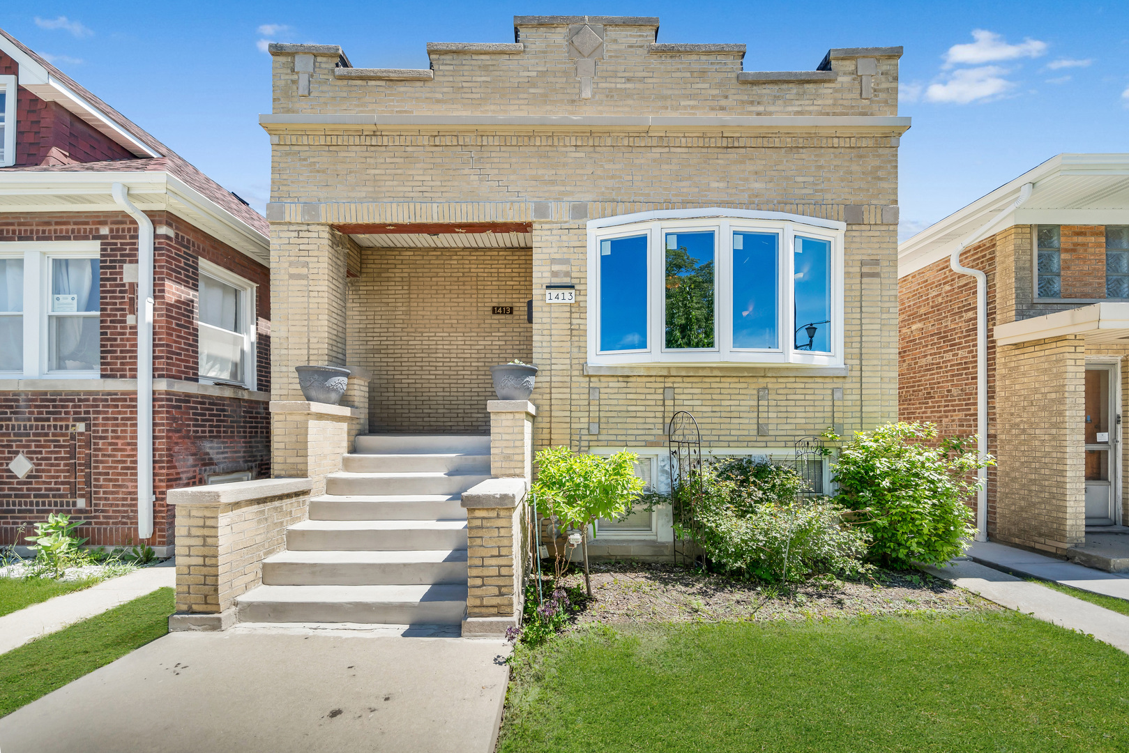 1413 S Central Avenue Property Photo 1