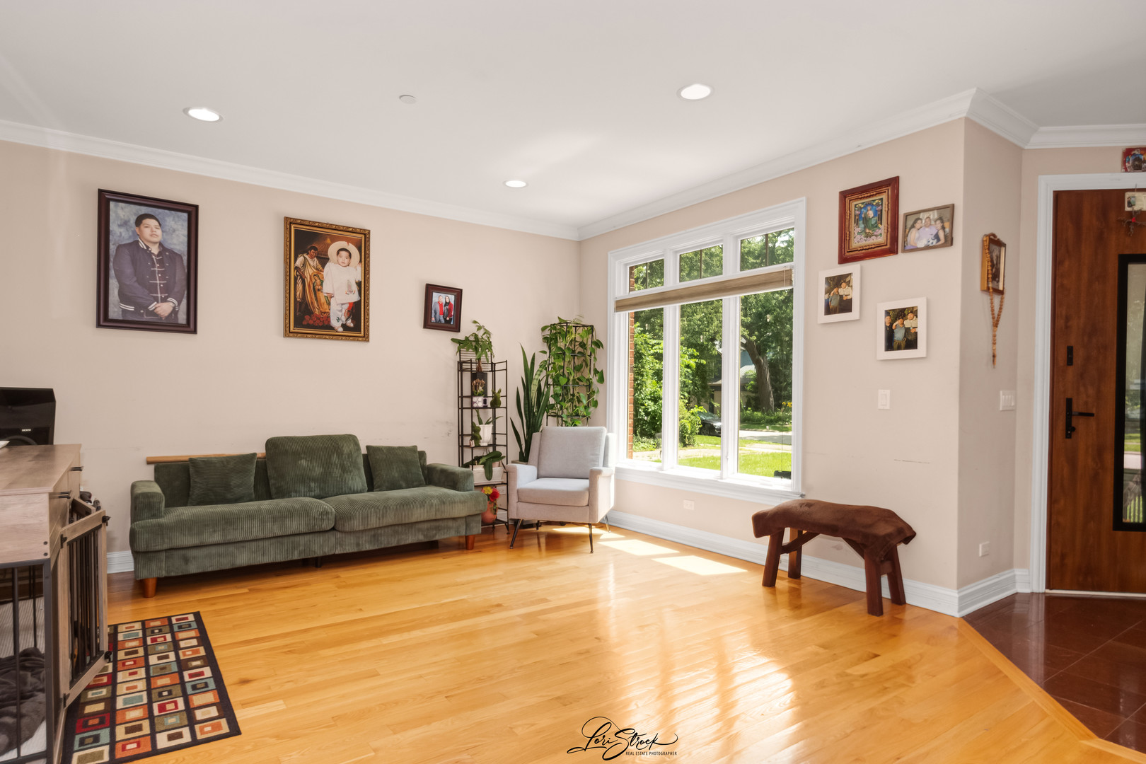 1730 Lunt Avenue Property Photo 2