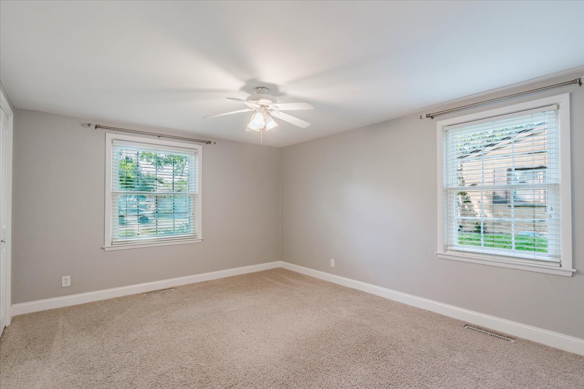 914 Hastings Drive Property Photo 20