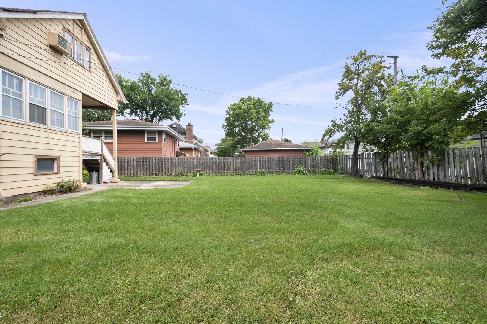 17 N Chester Avenue Property Photo 19